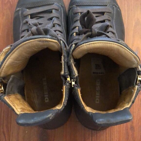 Diesel Nentish gray leather high top zip around sneaker. Size 8. - Picture 8 of 9